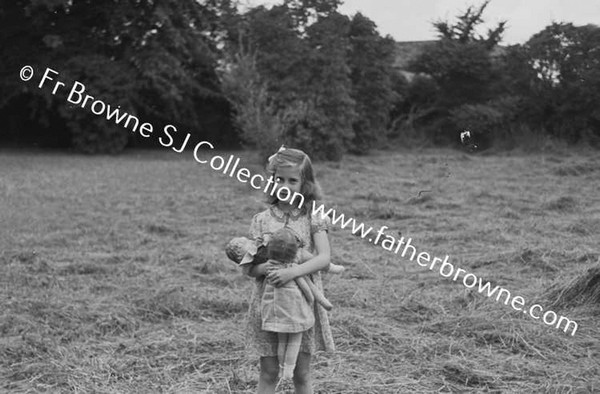 ANN & IAN CAMERON AT CASTLECONNELL